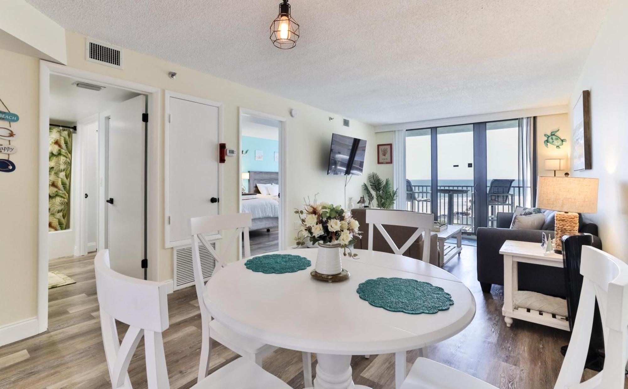 1 Bedroom -1 Bath With Ocean Views At Ocean Trillium 302 New Smyrna Beach Kültér fotó